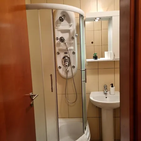 Guest house Studio Apartman Ema - Centar, Kruzni Tok *